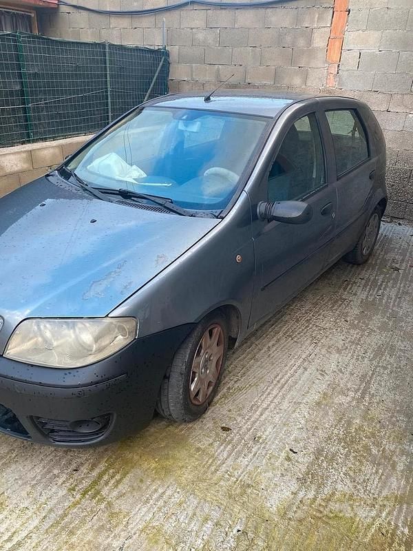 Usata Fiat Punto 2003 Grigio Berlina