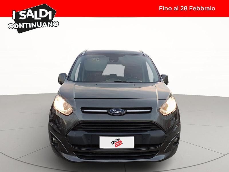 Usata Ford Tourneo Titanium 120 CV (88 kW) 2017 Grigio metallizzato scuro