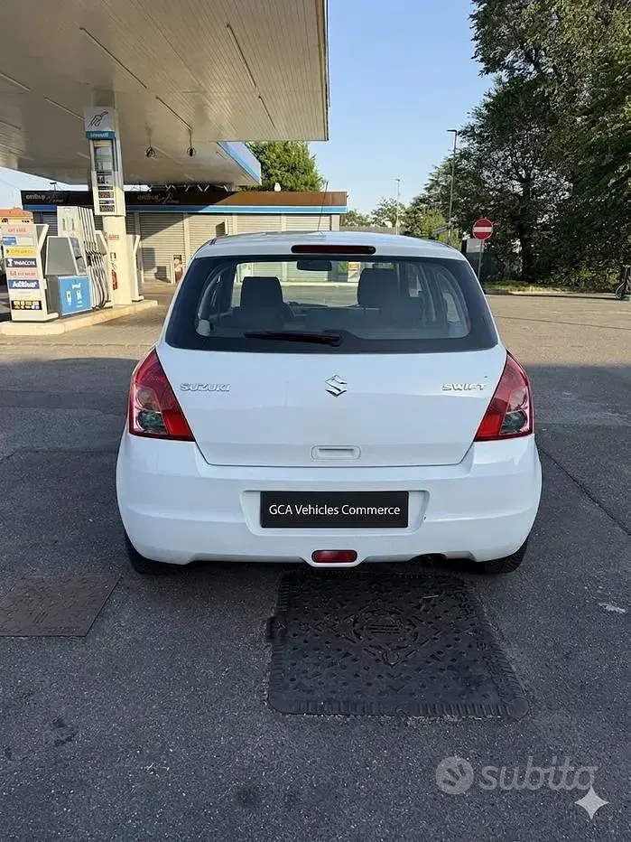 Usata Suzuki Swift GL 92 CV (67 kW) 2009 Bianco Utilitaria