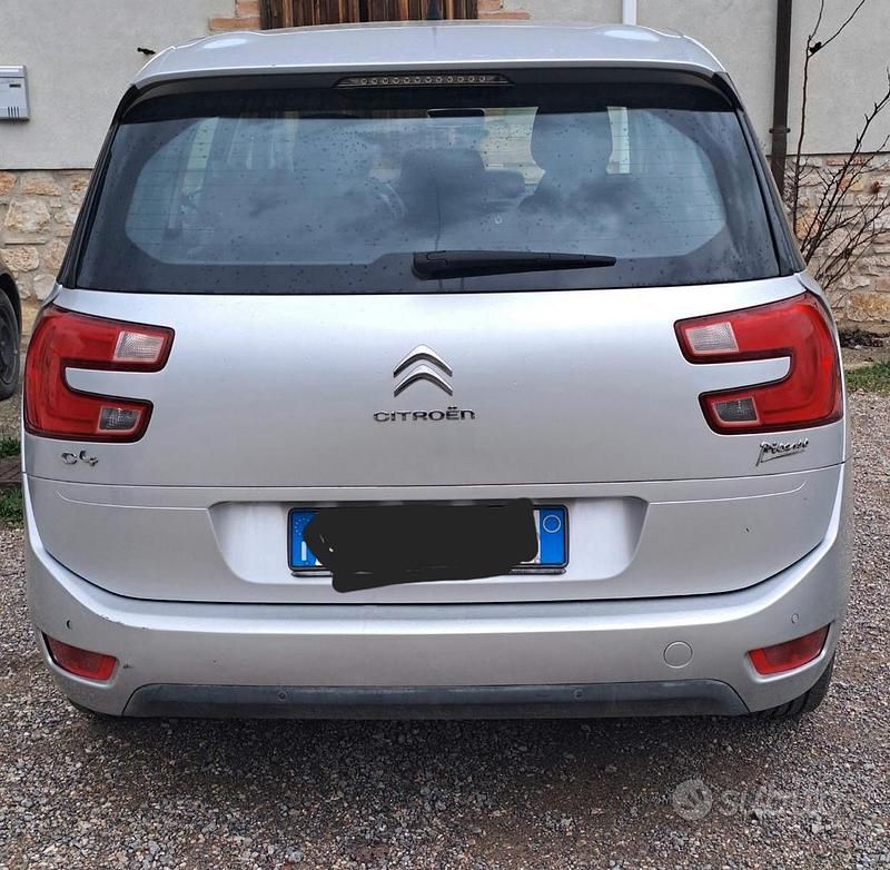 Begagnad Citroën C4 2015 Grå Sedan