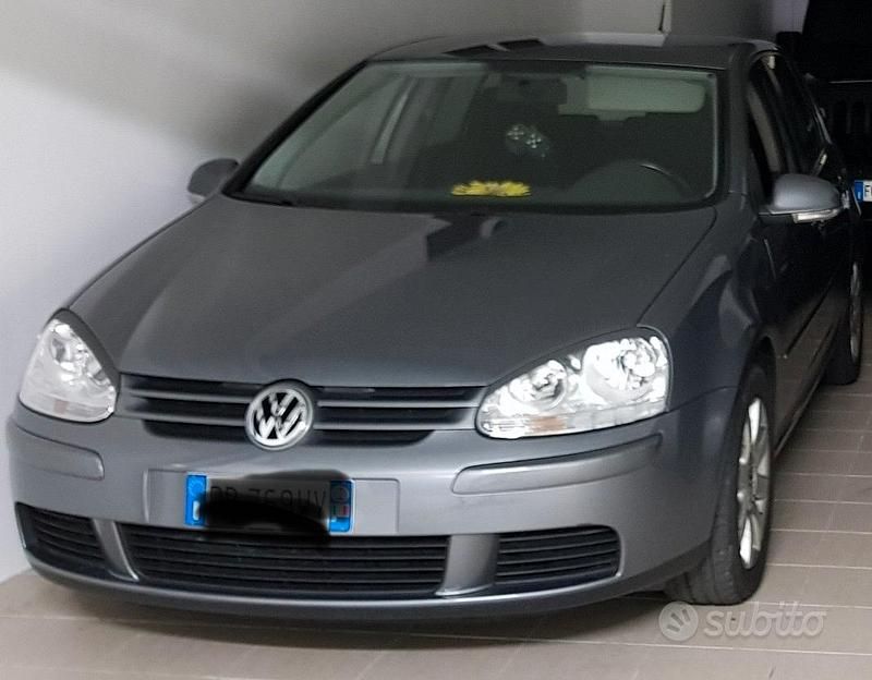 Usata VW Golf VI United 105 CV (77 kW) 2008 Grigio Utilitaria