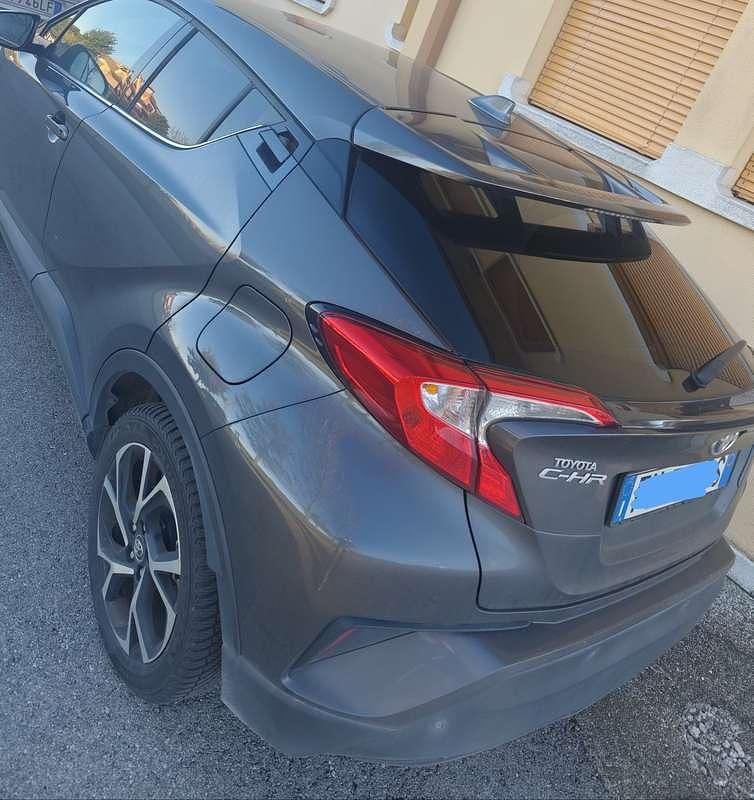 Usata Toyota C-HR Trend 98 CV (72 kW) 2019 SUV