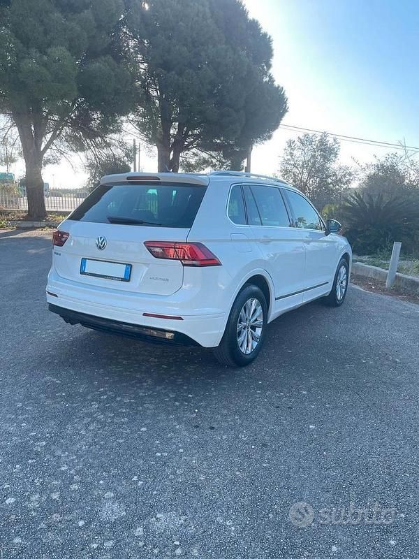 Usata VW Tiguan Business 150 CV (110 kW) 2018 Bianco SUV