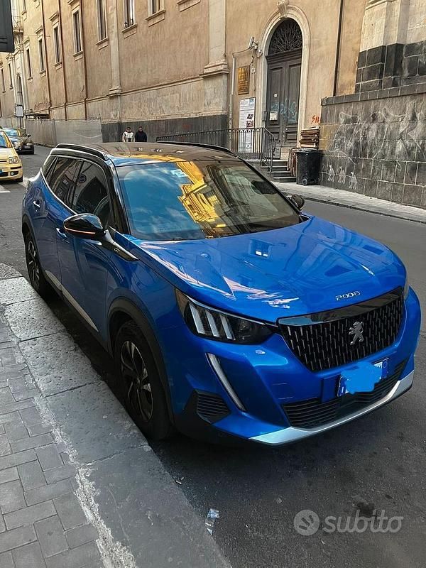 Usata Peugeot 2008 GT 131 CV (96 kW) 2023 Blu SUV