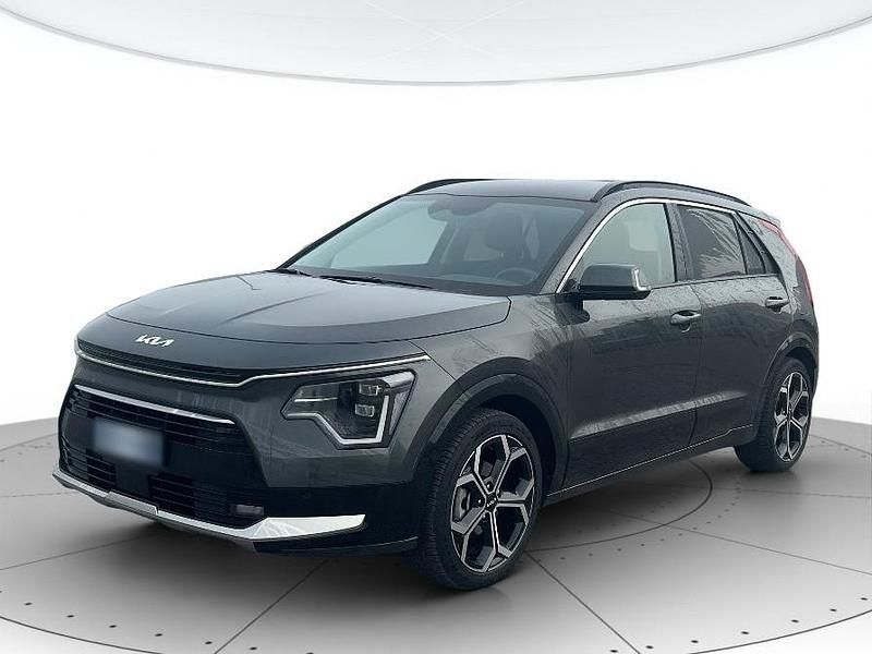 Usata Kia Niro 105 CV (77 kW) 2022 Grigio scuro metall. SUV