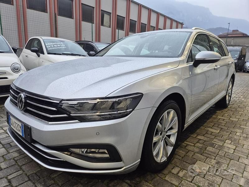Usata VW Passat Business 150 CV (110 kW) 2020 Grigio Station wagon