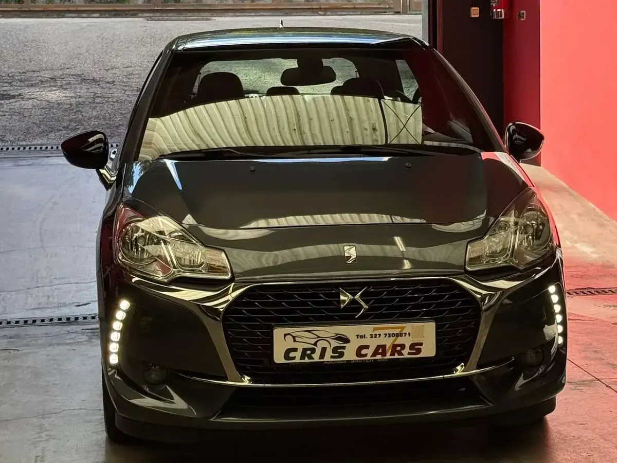Usata Citroën DS3 Sport Chic 110 CV (80 kW) 2016 Grigio Utilitaria