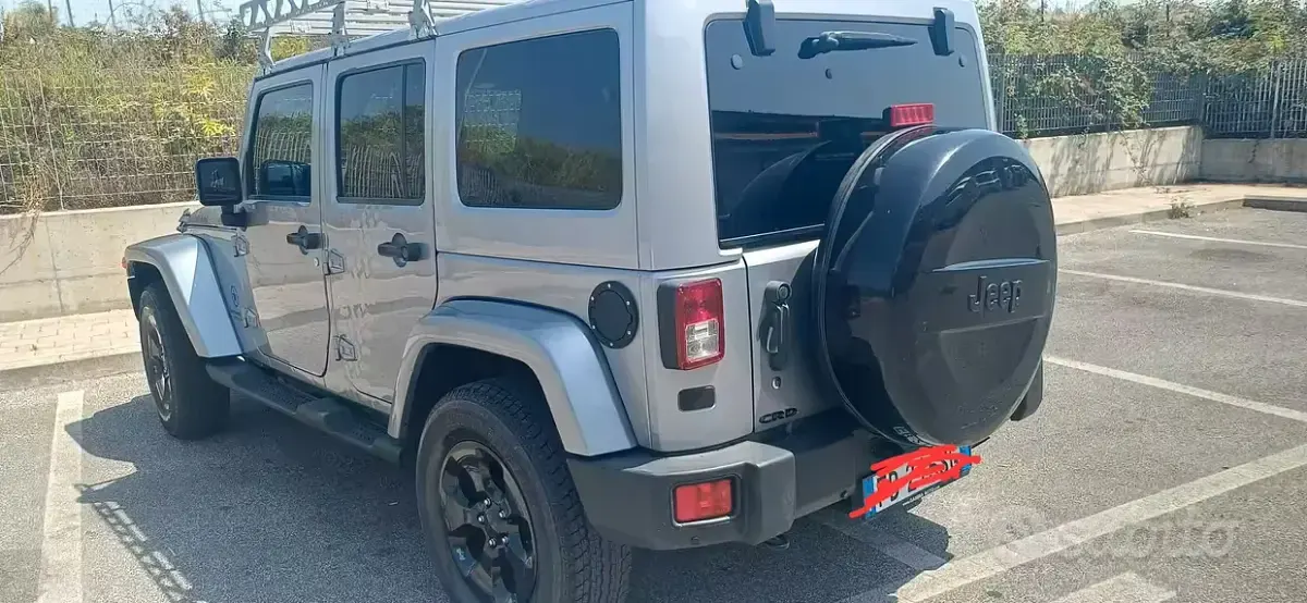 Usata Jeep Wrangler 200 CV (147 kW) 2015 Grigio SUV