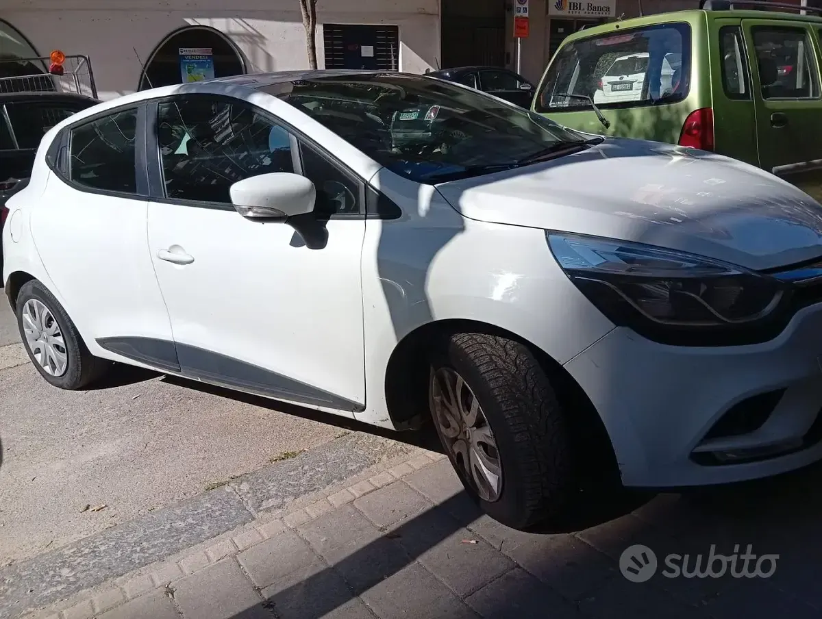 Usata Renault Clio 75 CV (55 kW) 2018 Bianco Utilitaria