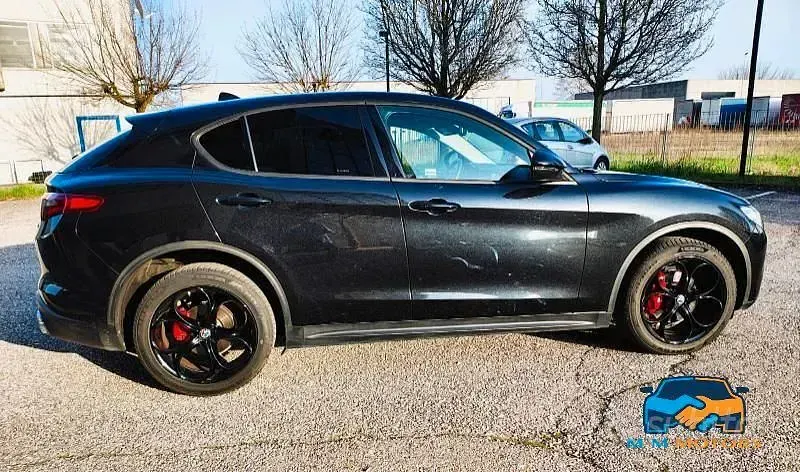 Usata Alfa Romeo Stelvio Executive 210 CV (154 kW) 2018 Nero SUV