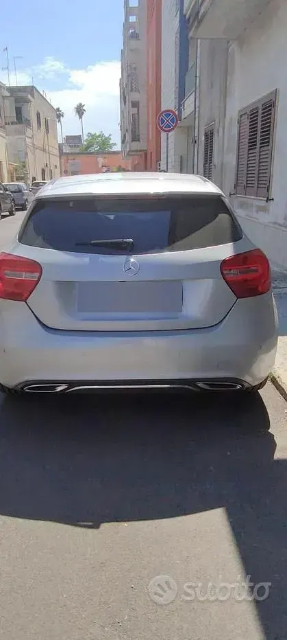 Usata Mercedes A200 136 CV (100 kW) 2013 Grigio Utilitaria