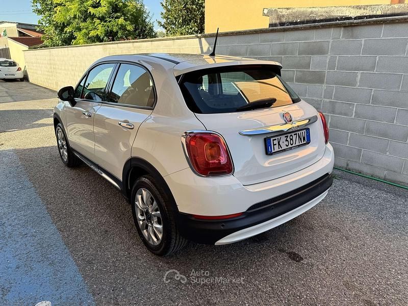 Begagnad Fiat 500 Lounge 120 HK (88 kW) 2017 Vit Kombi