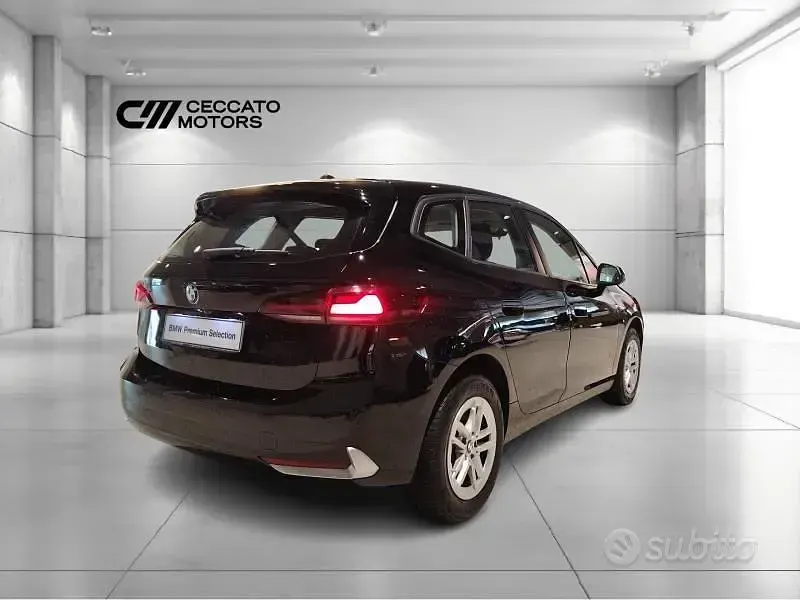 Usata BMW 218 Active Tourer Efficient Dynamics 136 CV (100 kW) 2022 Nero Monovolume