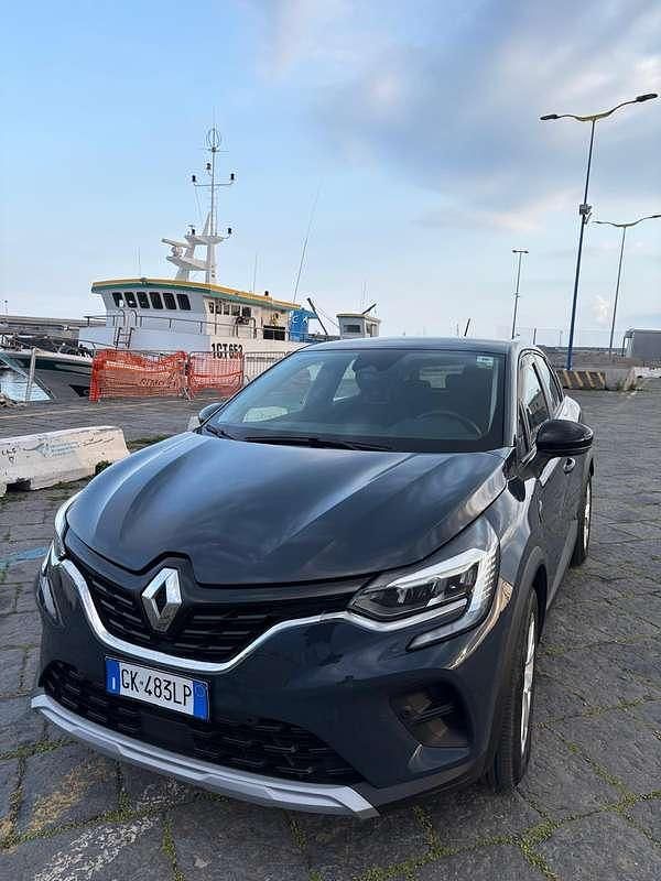 Usata Renault Captur Rive Gauche 94 CV (69 kW) 2022 Blu/azzurro SUV