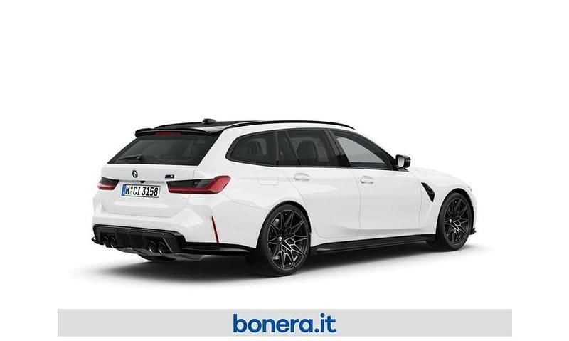 Nuova BMW M3 Competition Edition 530 CV (389 kW) 2026 Alpin white pastello Station wagon