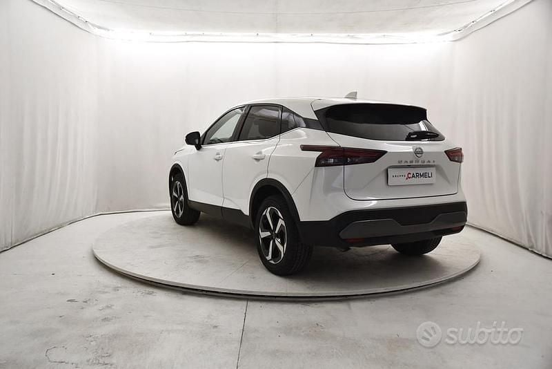 Usata Nissan Qashqai N-Connecta 140 CV (102 kW) 2023 Bianco SUV