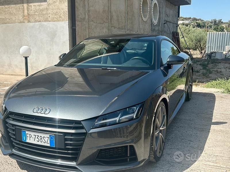 Grigio Usata 2018 Audi TT S-Line Coupé | 23.000 € (Ottimo prezzo) - Immagine 1/4