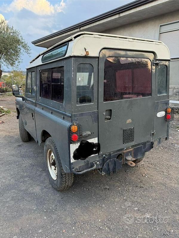 Usata Land Rover 88 1982 Grigio SUV