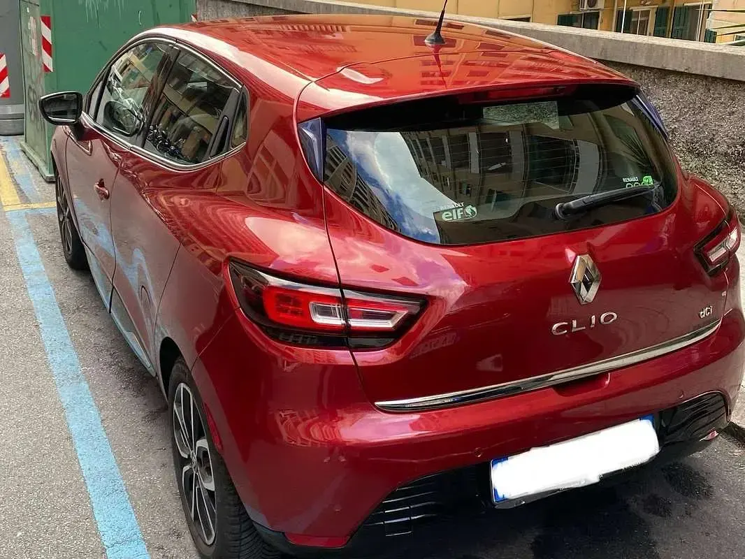 Usata Renault Clio Intens 90 CV (66 kW) 2016 Rosso Utilitaria