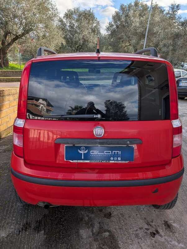 Usata Fiat Panda Emotion 75 CV (55 kW) 2008 Rosso Utilitaria
