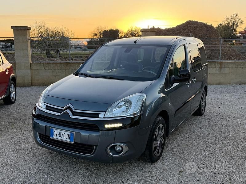 Usata Citroën Berlingo XTR 92 CV (67 kW) 2013 Grigio Monovolume