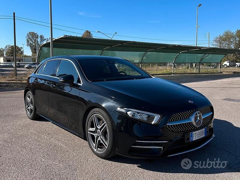 Usata Mercedes A180 AMG line 116 CV (85 kW) 2019 Nero Berlina