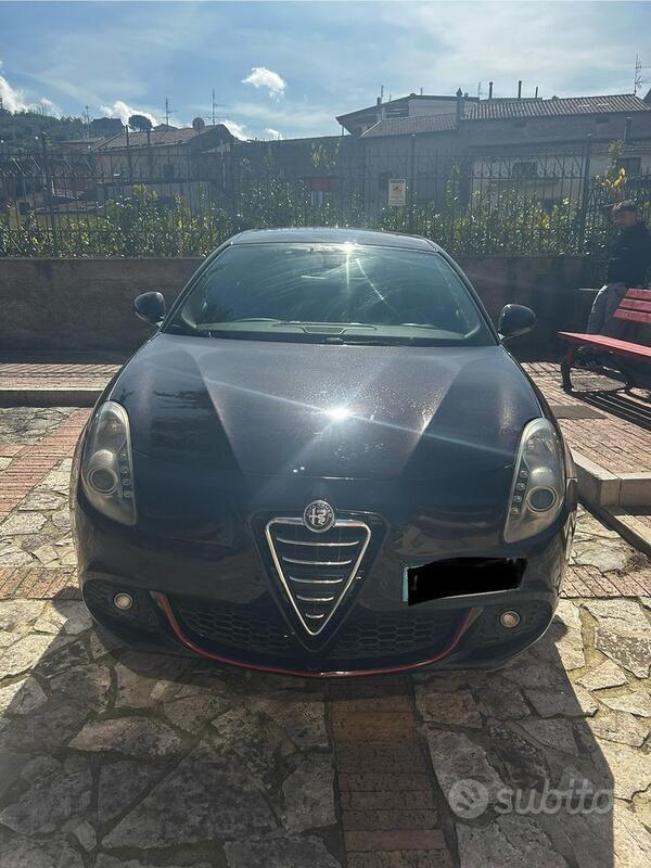 Usato 2010 Alfa Romeo Giulietta 1.6 Diesel 105 CV (5.700 €)