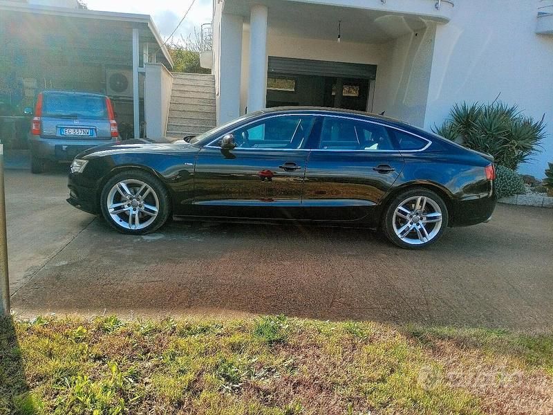 Nero Usata 2013 Audi A5 S-Line Tre volumi | 20.000 € (Buon prezzo) - Immagine 1/4