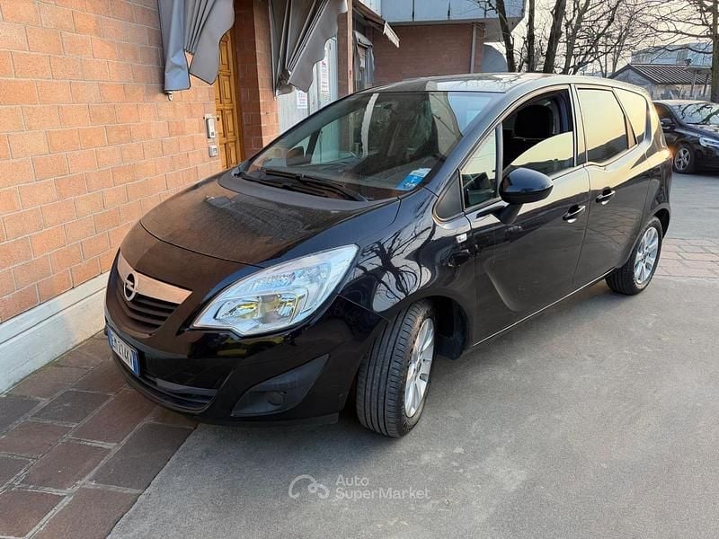 Usata Opel Meriva 95 CV (69 kW) 2012 Nero Monovolume