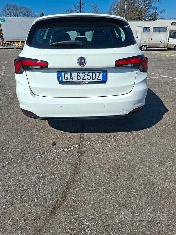 Usata Fiat Tipo 120 CV (88 kW) 2020 Bianco Station wagon