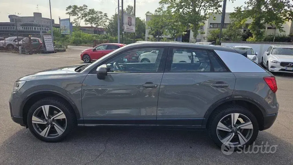 Usata Audi Q2 Admired 116 CV (85 kW) 2020 Grigio SUV