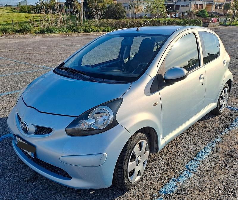 Usata Toyota Aygo 67 CV (49 kW) 2007 Utilitaria