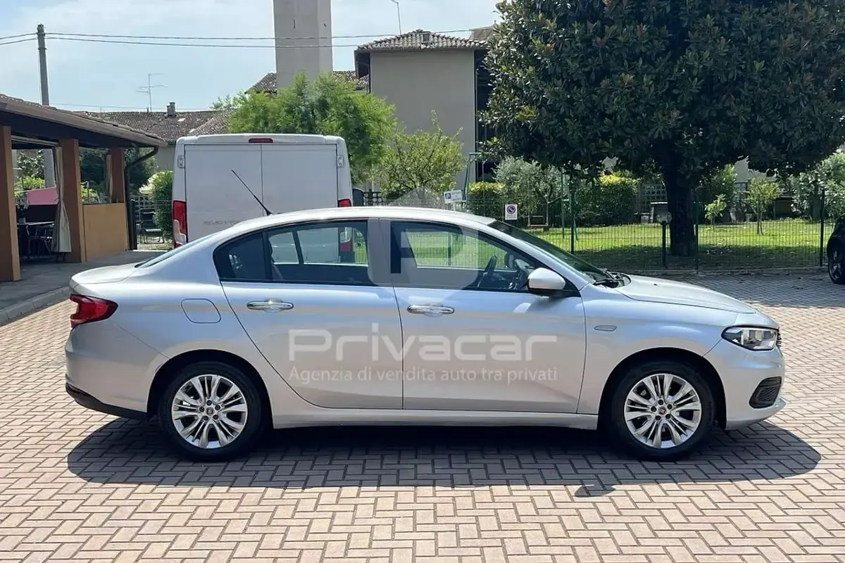 Usata Fiat Tipo Easy 95 CV (69 kW) 2017 Grigio Berlina
