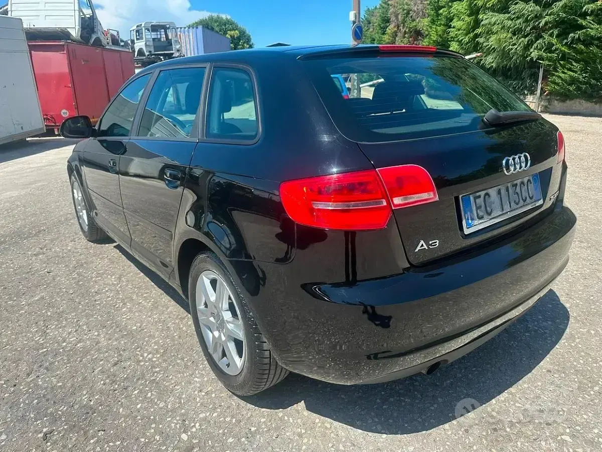 Usata Audi A3 90 CV (66 kW) 2010 Nero Utilitaria
