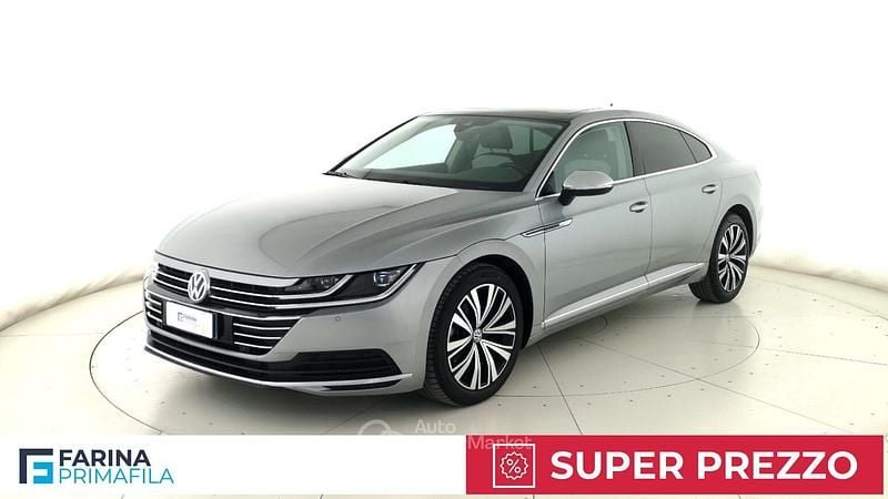 Usata VW Arteon Elegance 150 CV (110 kW) 2018 Gray Utilitaria