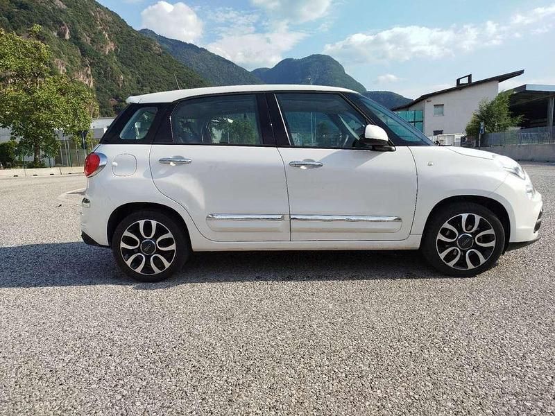 Usata Fiat 500L Lounge 95 CV (69 kW) 2017 Bianco Monovolume