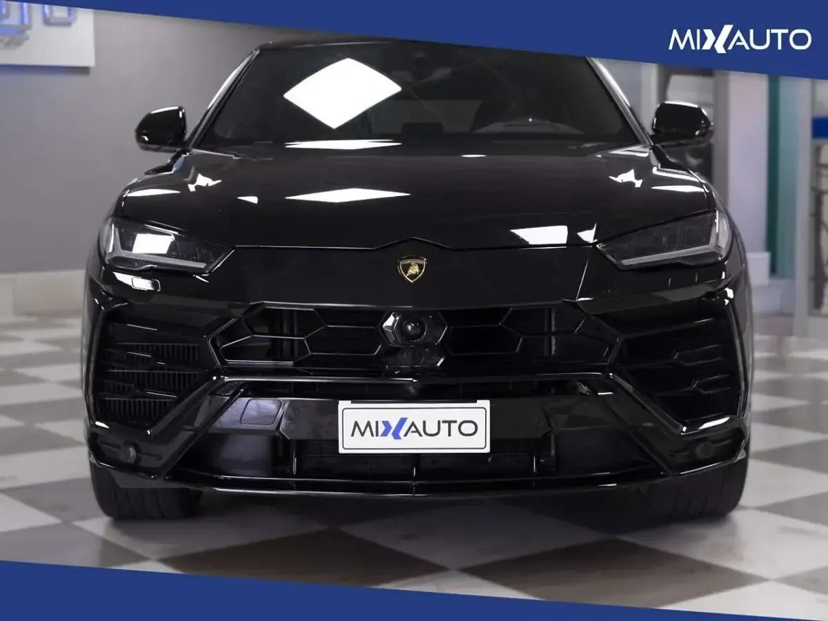 Usata Lamborghini Urus 650 CV (478 kW) 2022 Nero SUV
