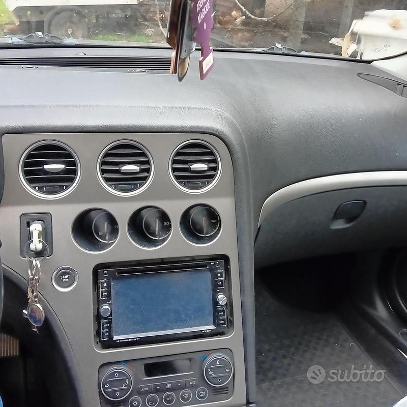 Usata Alfa Romeo 159 150 CV (110 kW) 2010 Grigio Berlina