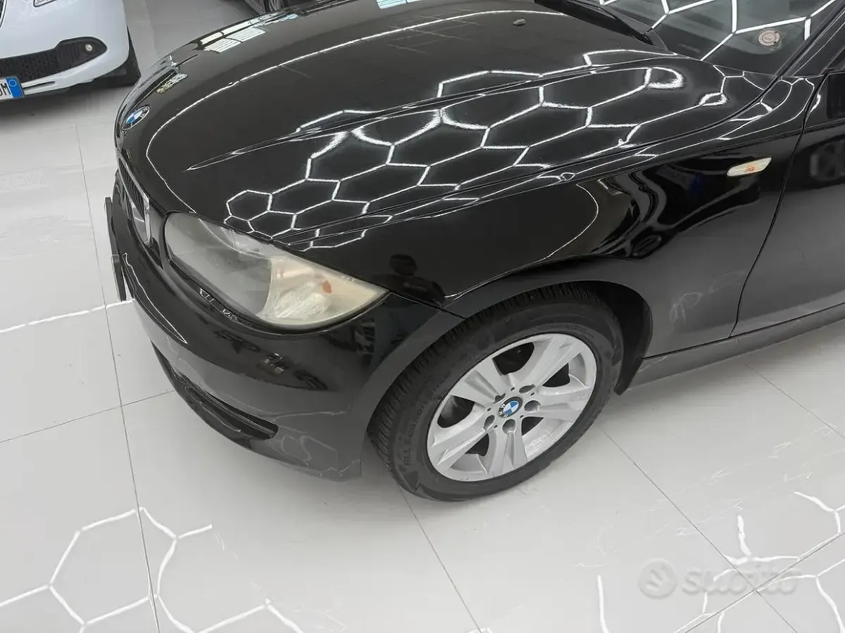 Usata BMW 118 Cabriolet 143 CV (105 kW) 2010 Nero Cabrio