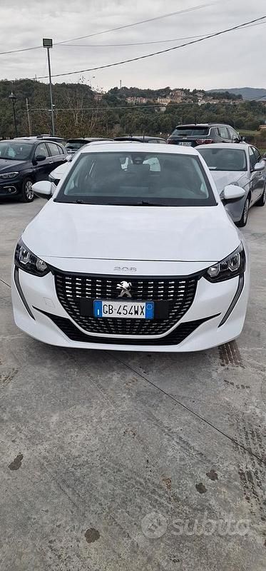Usata Peugeot 208 Active 101 CV (74 kW) 2020 Bianco Utilitaria