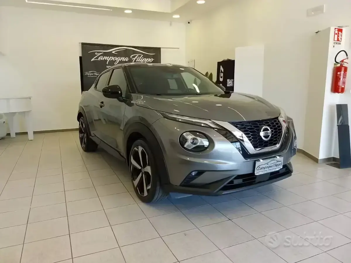 Usata Nissan Juke Tekna 114 CV (83 kW) 2022 Grigio SUV