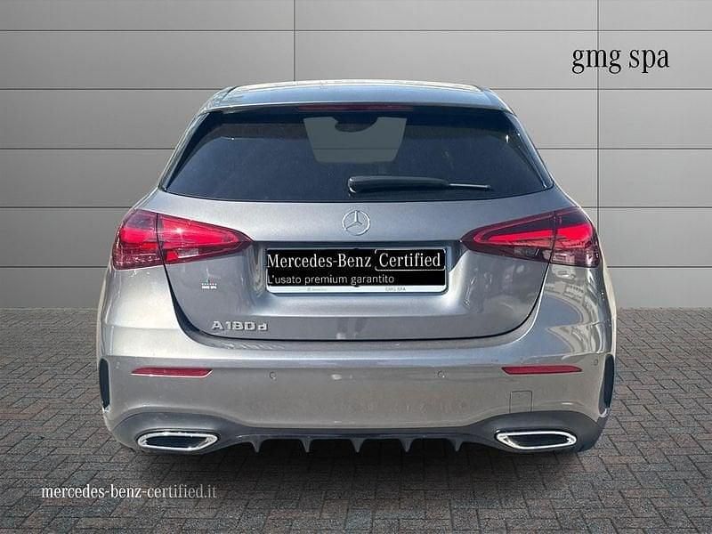 Usata Mercedes A180 Premium 116 CV (85 kW) 2025 Grigio Utilitaria