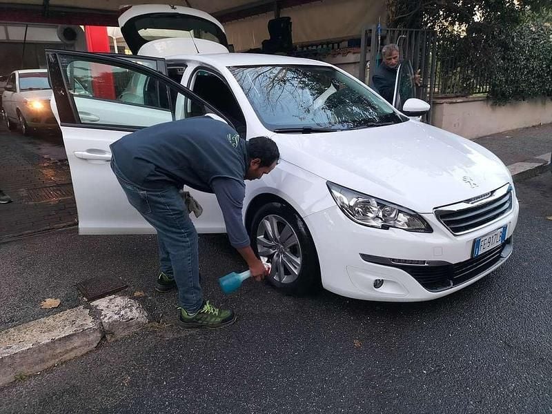 Usata Peugeot 308 Business-Line 120 CV (88 kW) 2016 Bianco Berlina