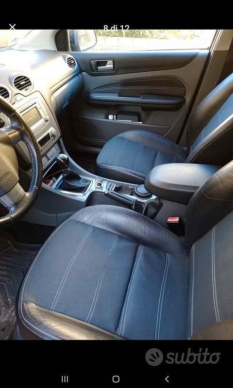 Nero Usata 2008 Ford Focus Titanium Station wagon | 2500 € - Immagine 1/4