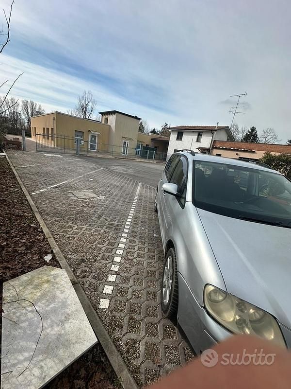 Usata VW Touran 105 CV (77 kW) 2003 Grigio Monovolume