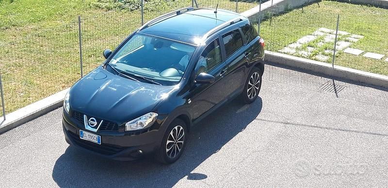 Usata Nissan Qashqai N-TEC 2011 Nero SUV