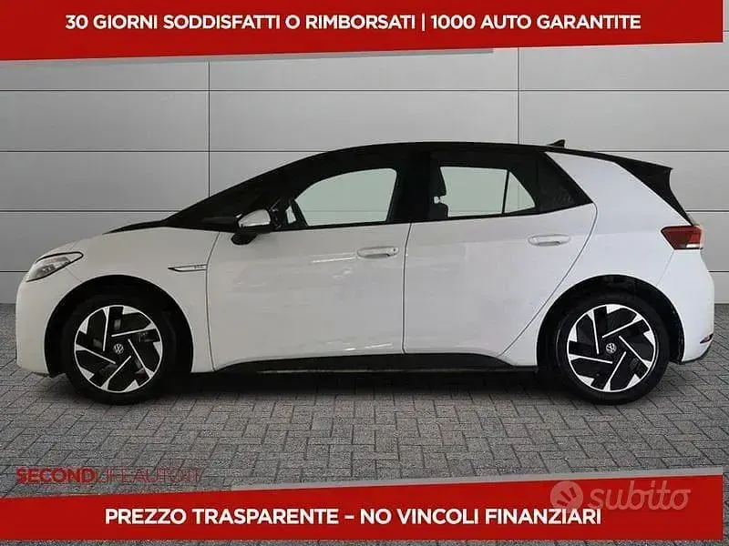 Usata VW ID.3 Pro Performance 69 kW (95 CV) 2023 Bianco Utilitaria
