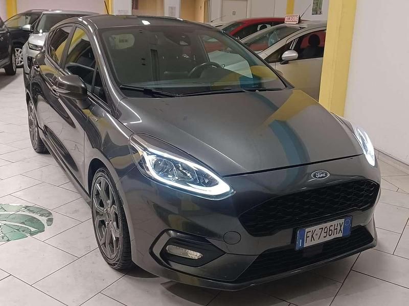 Usata Ford Fiesta ST-Line 86 CV (63 kW) 2018 Grigio Utilitaria