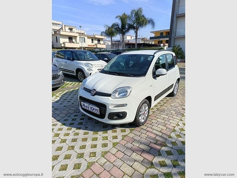 Usata Fiat Panda Lounge 69 CV (50 kW) 2019 Bianco Berlina