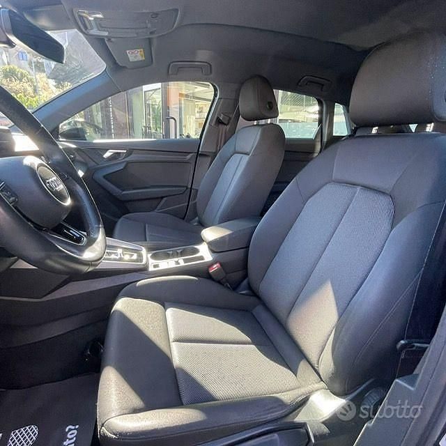 Occasion Audi A3 Business 150 ch (110 kW) 2023 Berline